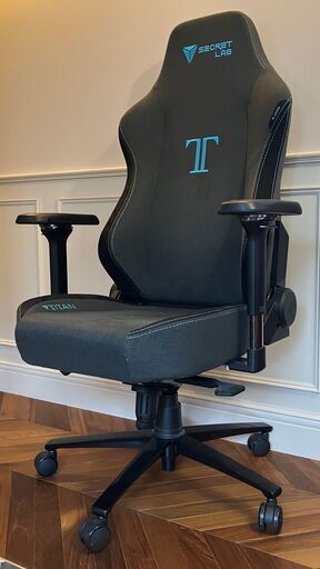 【引き取り限定】Secretlab TITAN 2020 ゲーミングチェア（ファブリック／ブラック×ブルー）①