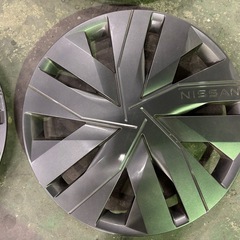 16インチ　ホイールカバーの画像