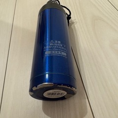 タンブラーと水筒の画像