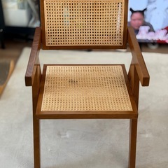 ラタンチェア
の画像