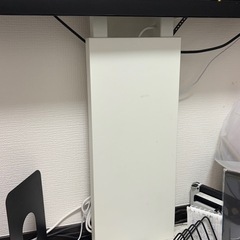 【えみ様受け渡し者確定】テレビ＋テレビスタンドの画像