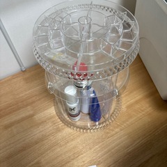 【明日3/1まで】化粧品置き　回転式　360℃の画像