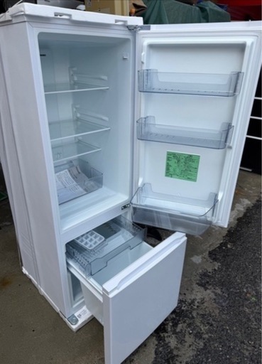  NO B876?福岡市内配送設置無料✨?ヤマダオリジナル 冷蔵庫 179L 右開き 2ドア 幅48.6cm 一人暮し向け 耐熱トップ