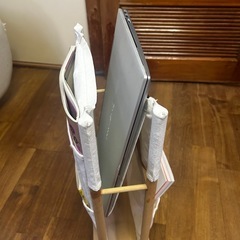 ポケットたくさんのマガジンラックの画像