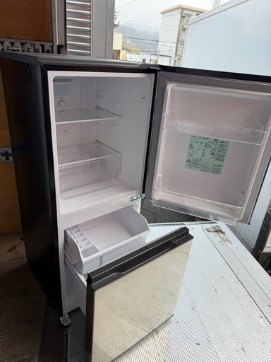 NO B874?福岡市内配送設置無料✨?冷蔵庫 シルバー AQR-14N-S [幅49.5cm /135L /2ドア /右開きタイプ 