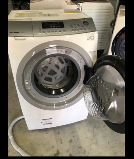 NO B163 ?福岡市内配送設置無料✨?シャープ SHARP ドラム式プラズマクラスター洗濯乾燥機（10kg） 右開き シルバー系 