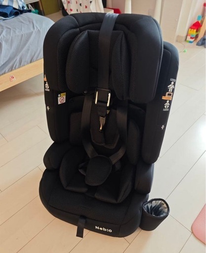ネビオNebi o YY22 A 01 ブラックチャイルドシート ISOFIX
