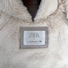 ZARA ベビー　アウター　80〜90 サイズ86 12-18month 背中ファスナーの画像