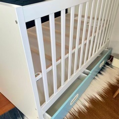 IKEA
ベビーベッドの画像