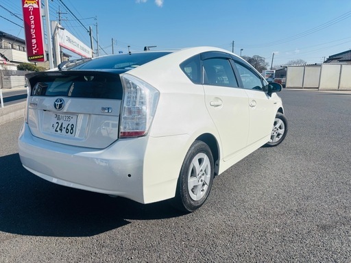 トヨタプリウス30平成22車検1年半 (ルウェン) 佐倉のプリウスの
