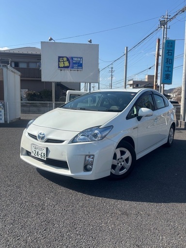 トヨタプリウス30平成22車検1年半 (ルウェン) 佐倉のプリウスの
