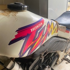 不動車　ホンダ部品どりに倉庫保管の画像