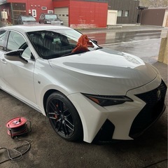 現行レクサスIS300h 4WD IS500ルックの画像