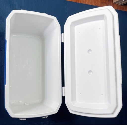 Coleman クーラーボックス（約45L）」