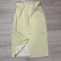 ロングスカートスーツ
の画像