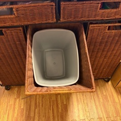 決定しました。収納台　ゴミ箱入れにも の画像