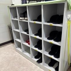 スチール下駄箱
の画像