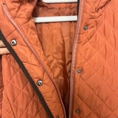 【商品名】 キルティング フード付き 中綿ジャケット／コート ブラウン系の画像