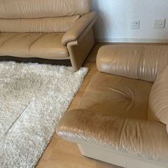 ソファ　3人〜4人掛け　　レザー　カリモク　KARIMOKUの画像