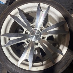 ハイエース　キャラバン　18インチ　ホイールの画像