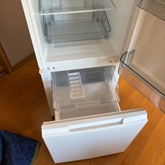 SHARP 2ドア冷蔵庫の画像