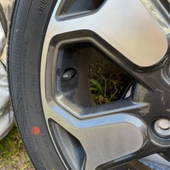 ハスラー純正15インチ アルミホイール＋タイヤ4本 2024年新車外し ほぼ未使用の画像