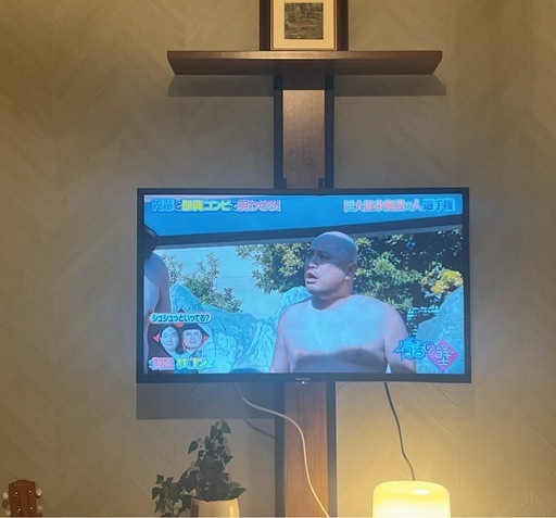 壁掛けテレビボード＋32インチTVのセット