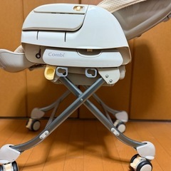 ハイローチェア（電源コンセントなし）の画像