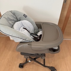 combi  手動スウィングベッド＆チェアの画像