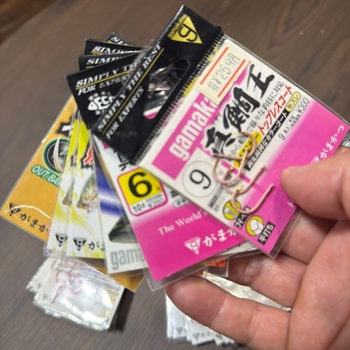 釣り針沢山