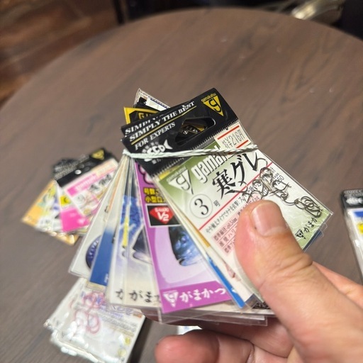 釣り針沢山