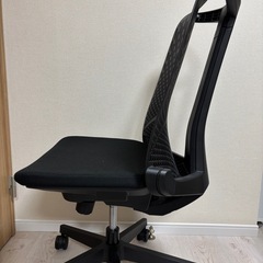 イトーキ サリダ YL6 ブラック オフィスチェアの画像