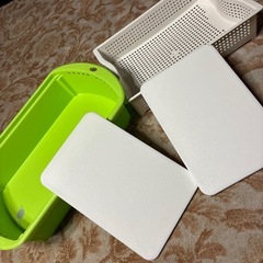 ポータブルシンク　流し台　まな板の画像