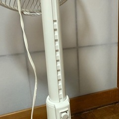 IRIS OHYAMA 扇風機の画像