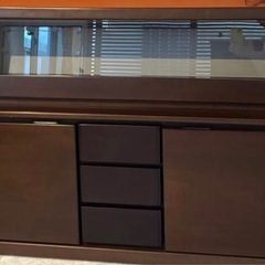 棚　食器棚 引き出しの画像