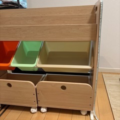 【返信3/1夜以降】おもちゃ・絵本棚の画像