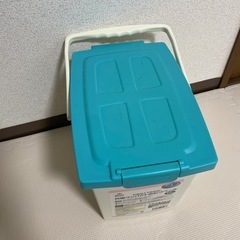 おむつゴミ箱の画像