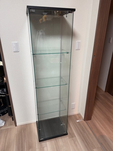 ②【美品】不二貿易 4段コレクションケース ブラック｜全面ガラス・強化ガラス仕様｜高さ162cm