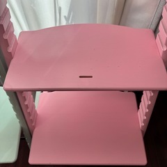 ストッケ　　トリップトラップ　ピンクの画像