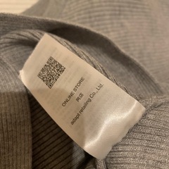 (決定)薄手セーター3枚の画像