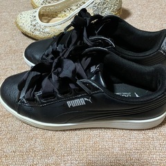 女性用靴二足の画像