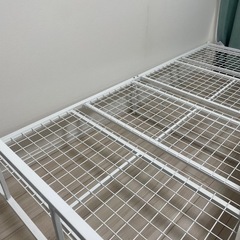 シングルベッドフレームの画像