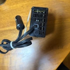 平日限定金額車用インバーターDC 12vから AC100vの画像