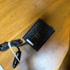 平日限定金額車用インバーターDC 12vから AC100vの画像