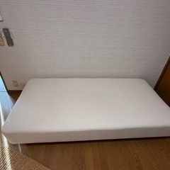 シングルベッドの画像