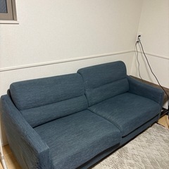 ソファ　ニトリ　3人掛け　傷あり　綻びあり　0円の画像