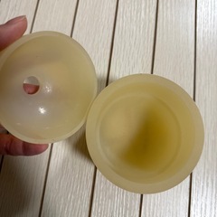 丸い氷を作るシリコン型　無印良品の画像