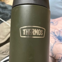 サーモスの水筒お２つ譲ります！の画像