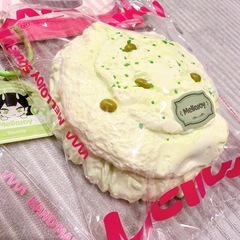 Mellojoy  メロジョイ スクイーズ カップケーキか？ グリーンティーフォームの画像
