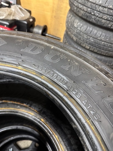 265/65R17  ダンロップ　夏タイヤ　ランクル　プラド等